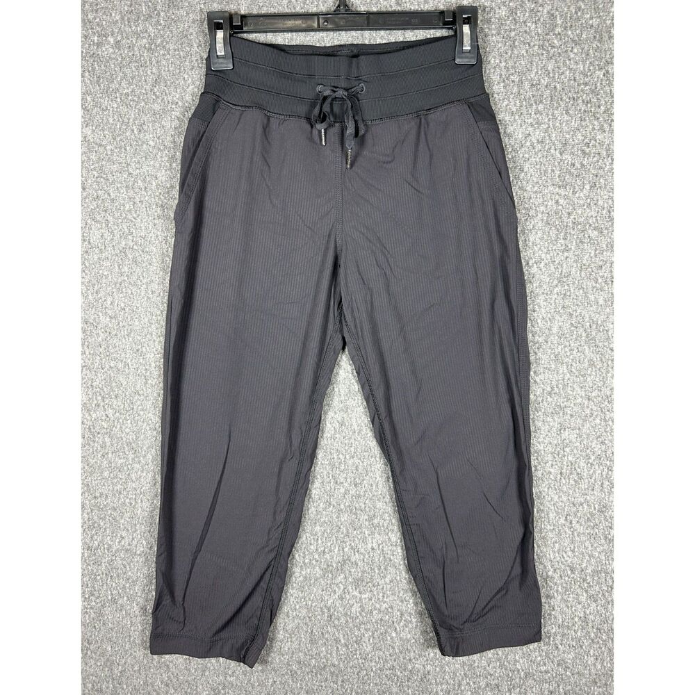 Lululemon Dance Studio Crop II Unlined 20" Black Size 2 Capri Joggers